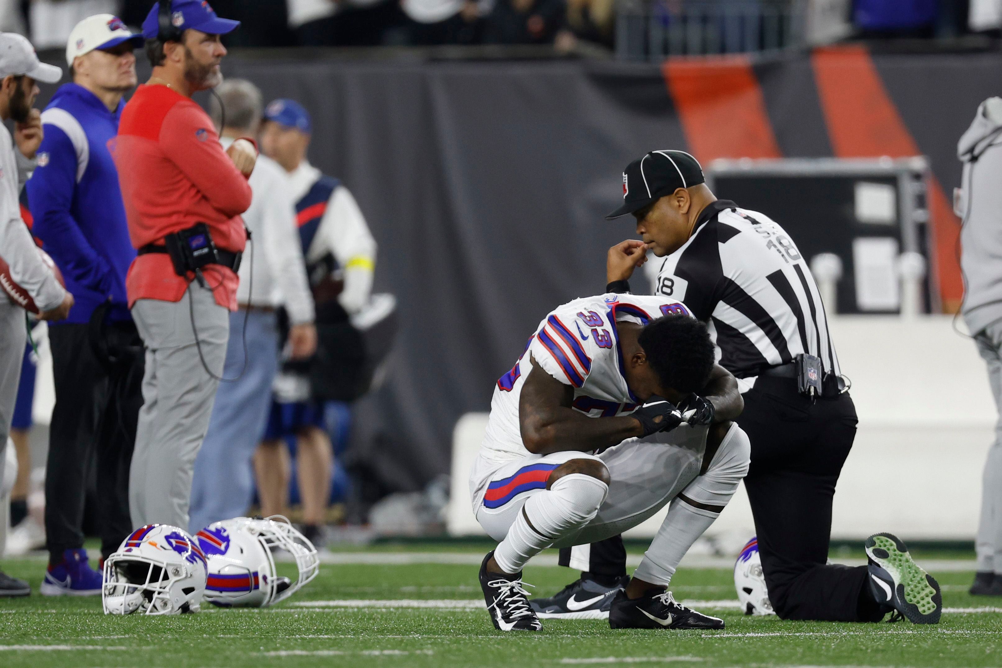 Rochester, NY Buffalo Bills Backers - Damar Hamlin visits his