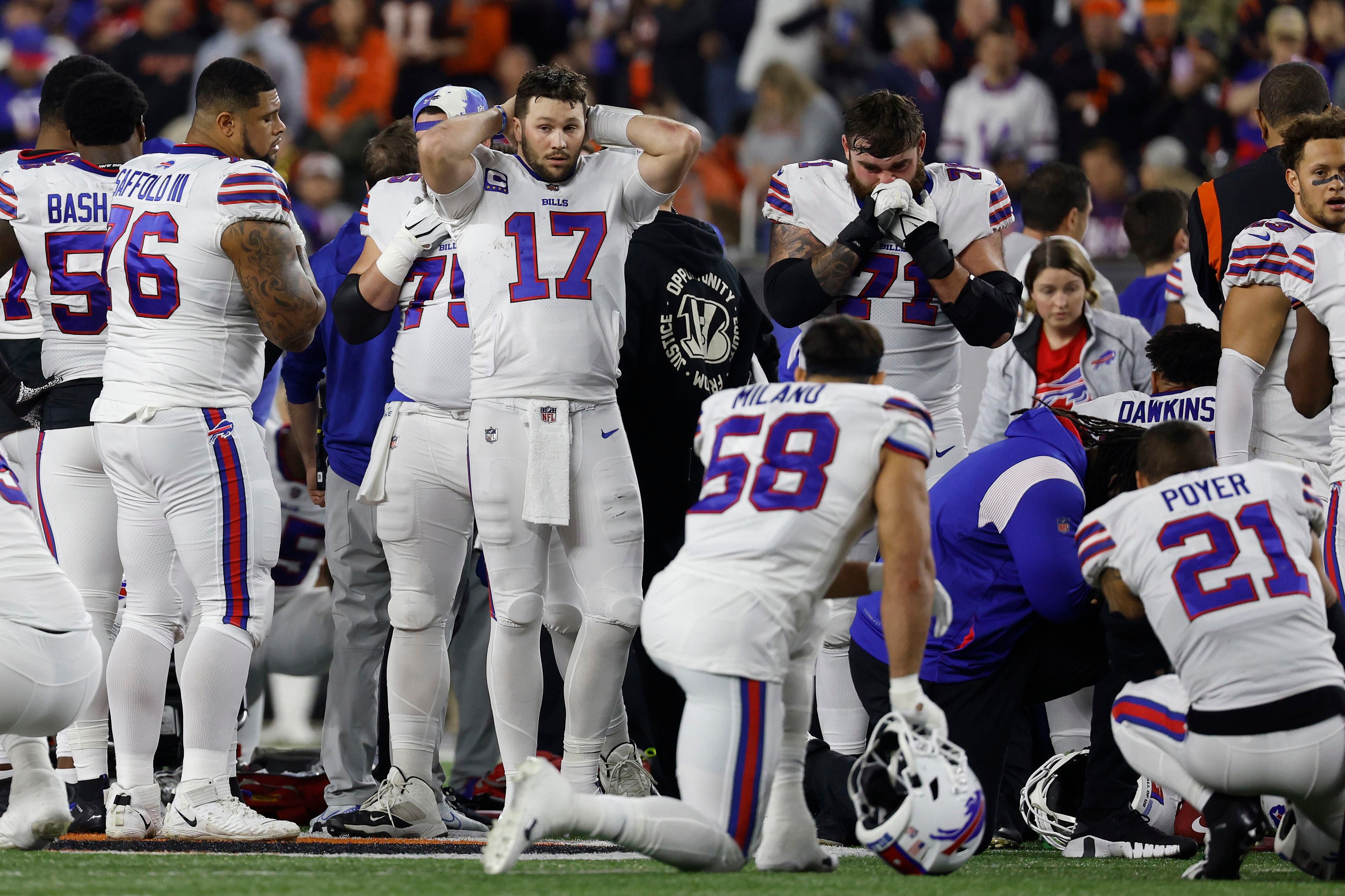 Rochester, NY Buffalo Bills Backers - Damar Hamlin visits his